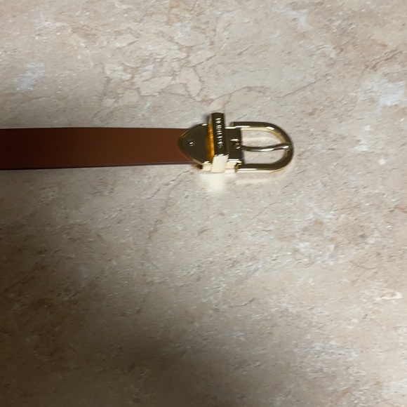 Michael Kors reversible belt - Picture 3 of 3